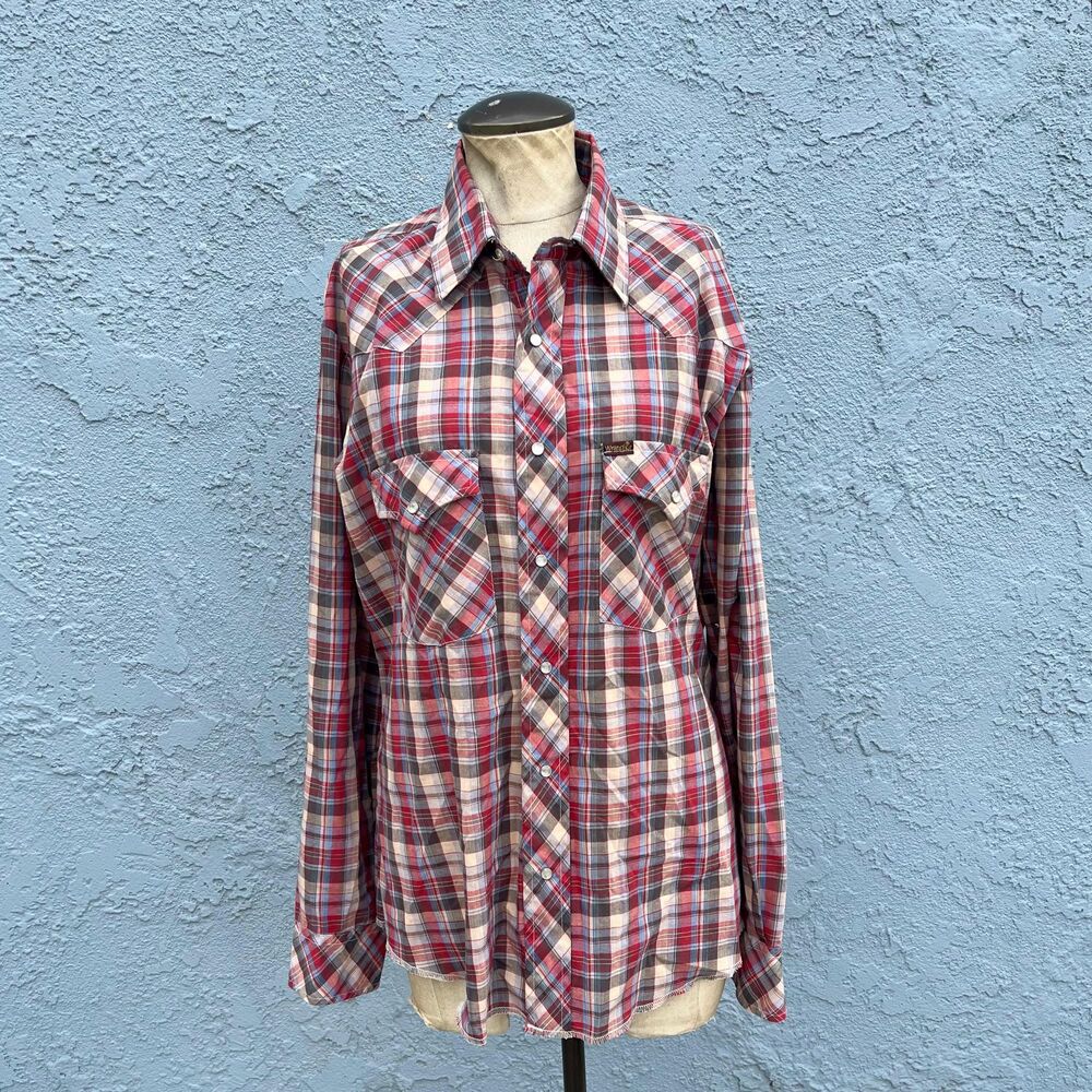 Vintage 70s Wrangler Mens Pearl Snap size large Cowboy
